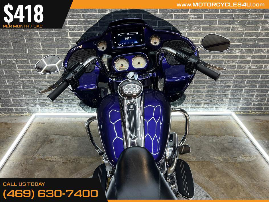 Road Glide®