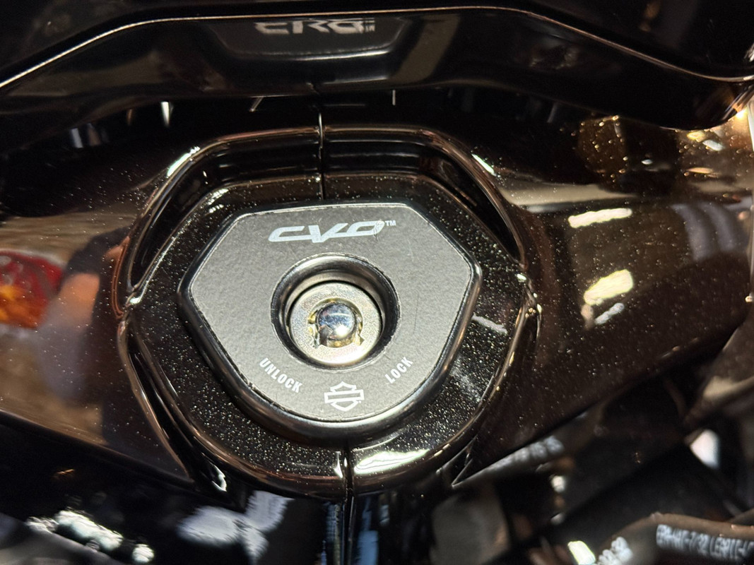 CVO® Road Glide®