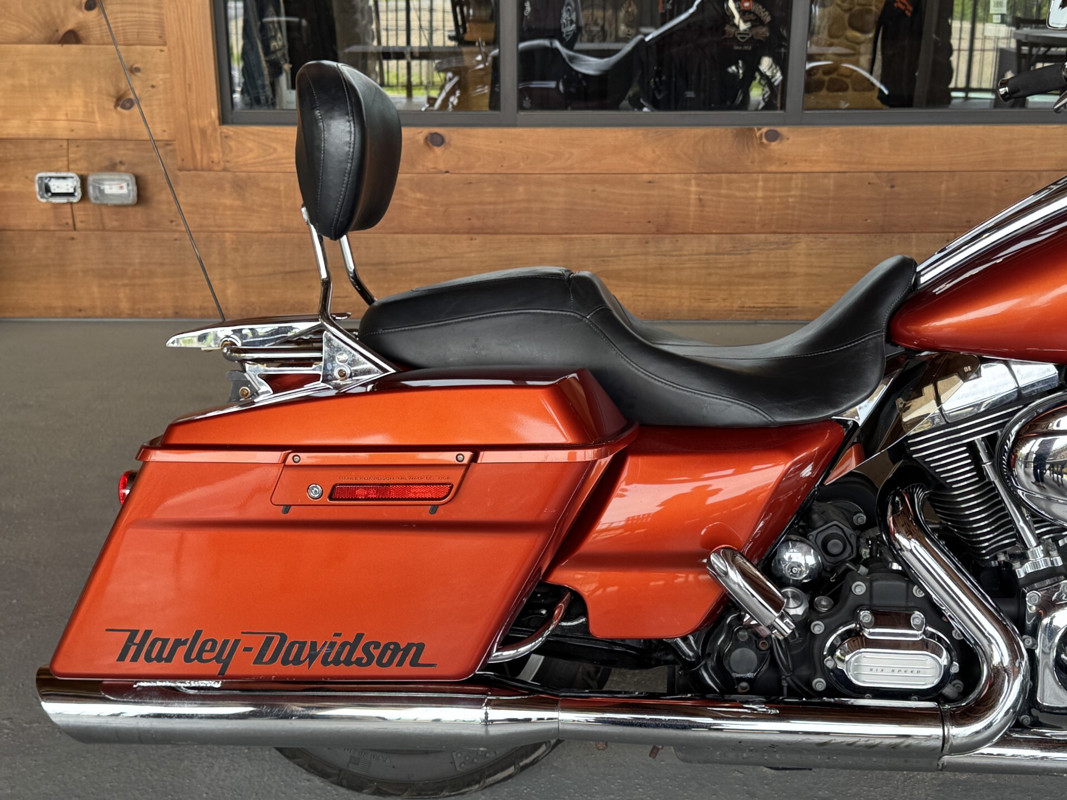 Street Glide®