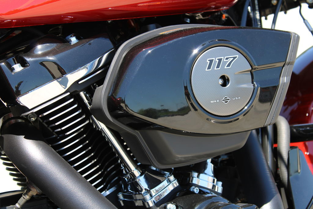 Street Glide®