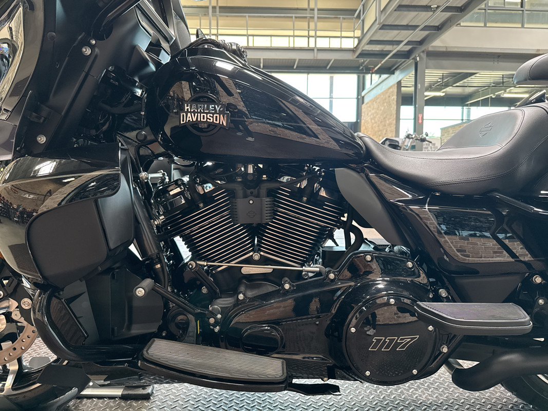 Street Glide® Ultra