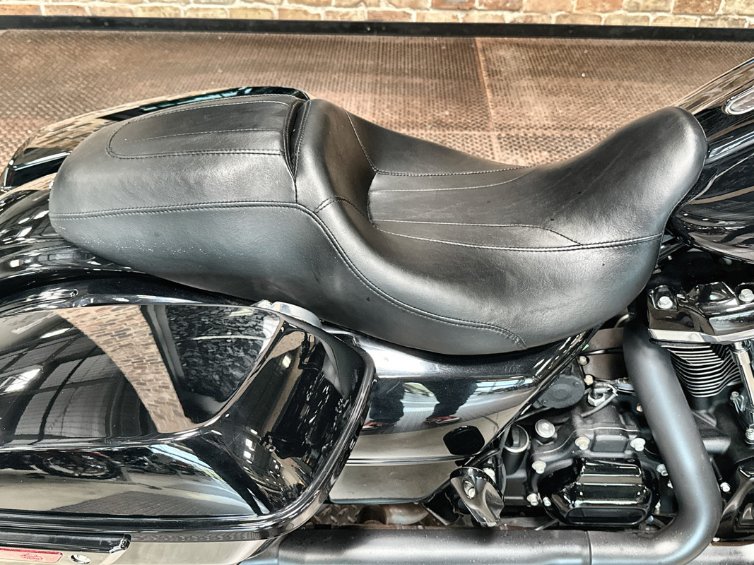 Street Glide® Special