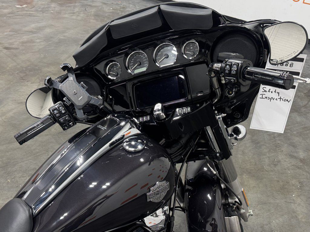 Street Glide® Special