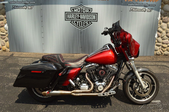 Street Glide®
