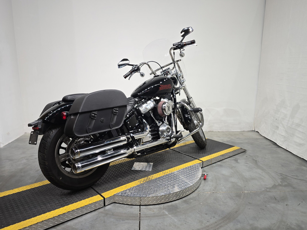 Softail® Standard