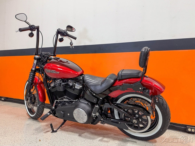 Softail® Street Bob®