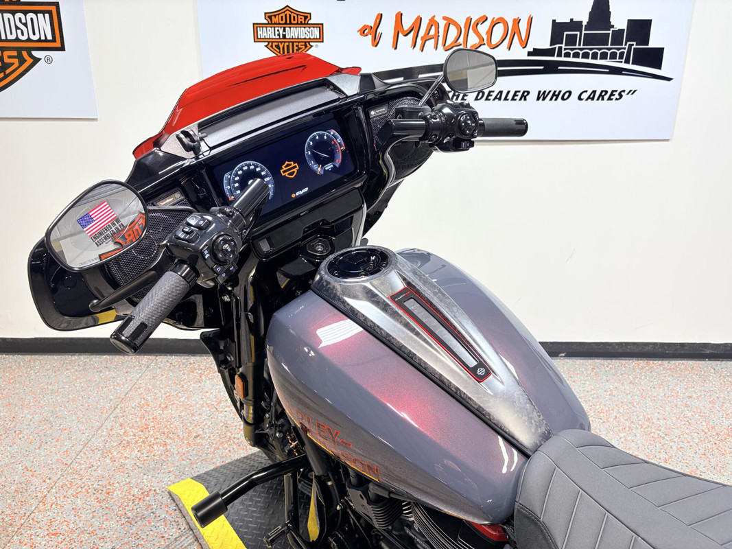 CVO® Street Glide® ST