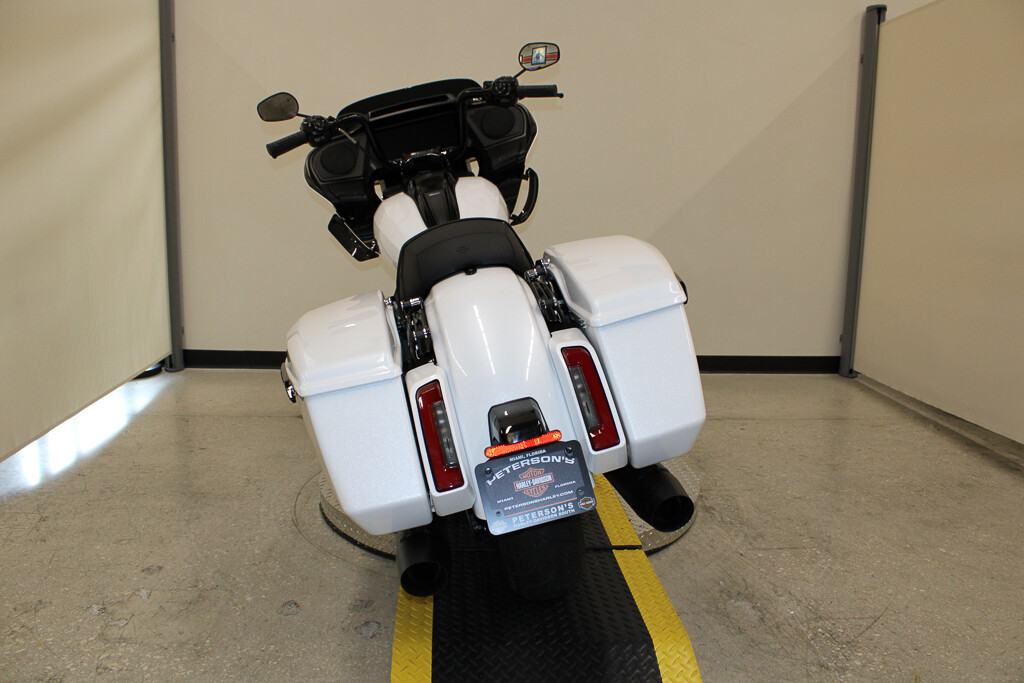 Road Glide®