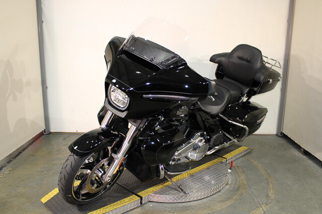 Street Glide® Ultra