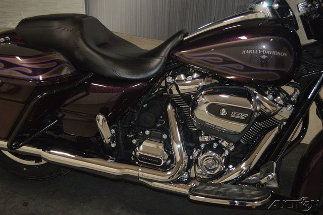 Street Glide® Special