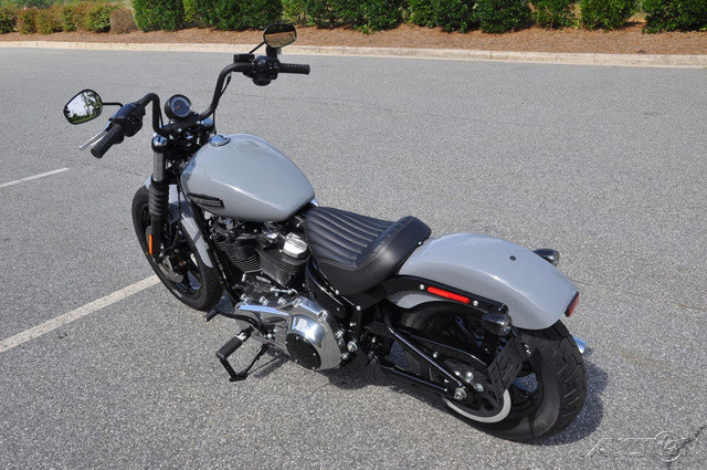 Street Bob®