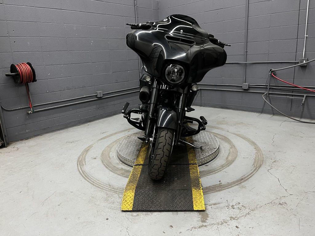 Street Glide®