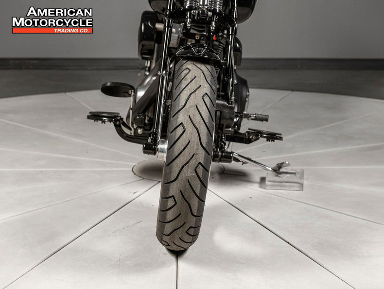 Softail® Cross Bones™