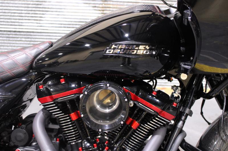 Road Glide®