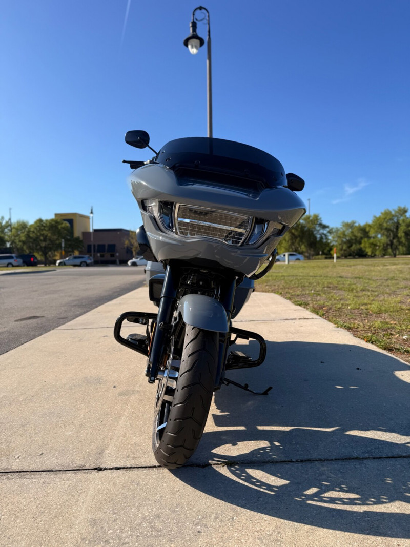 Road Glide®