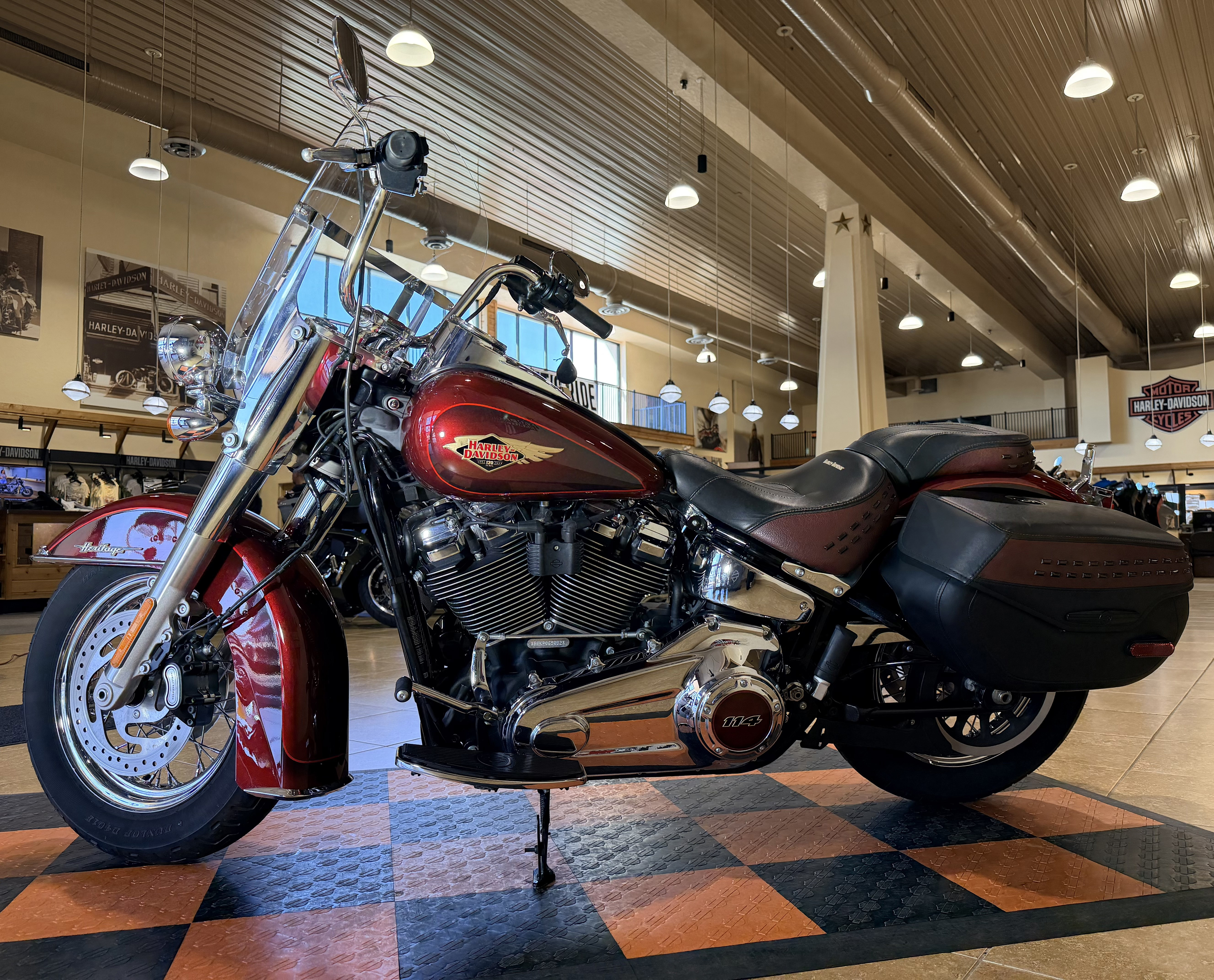 2023 Harley-Davidson® FLHCSANV Heritage Classic 114 Anniversary