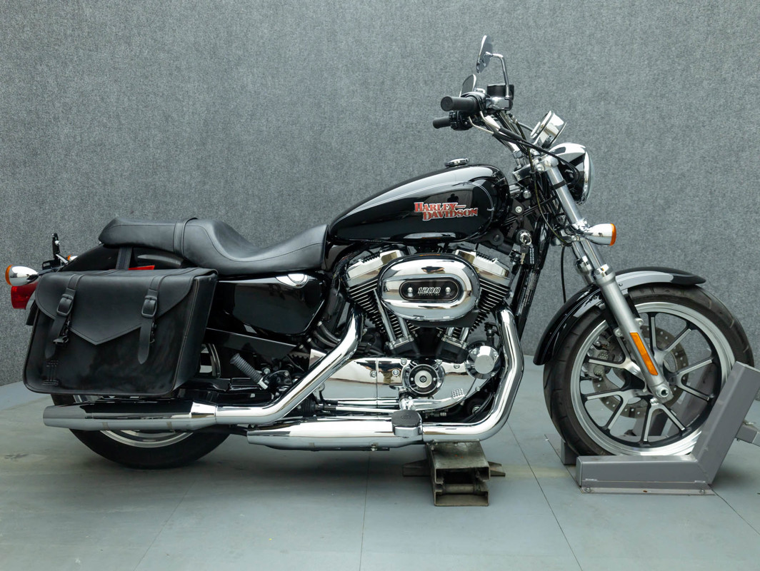 Sportster® SuperLow® 1200T