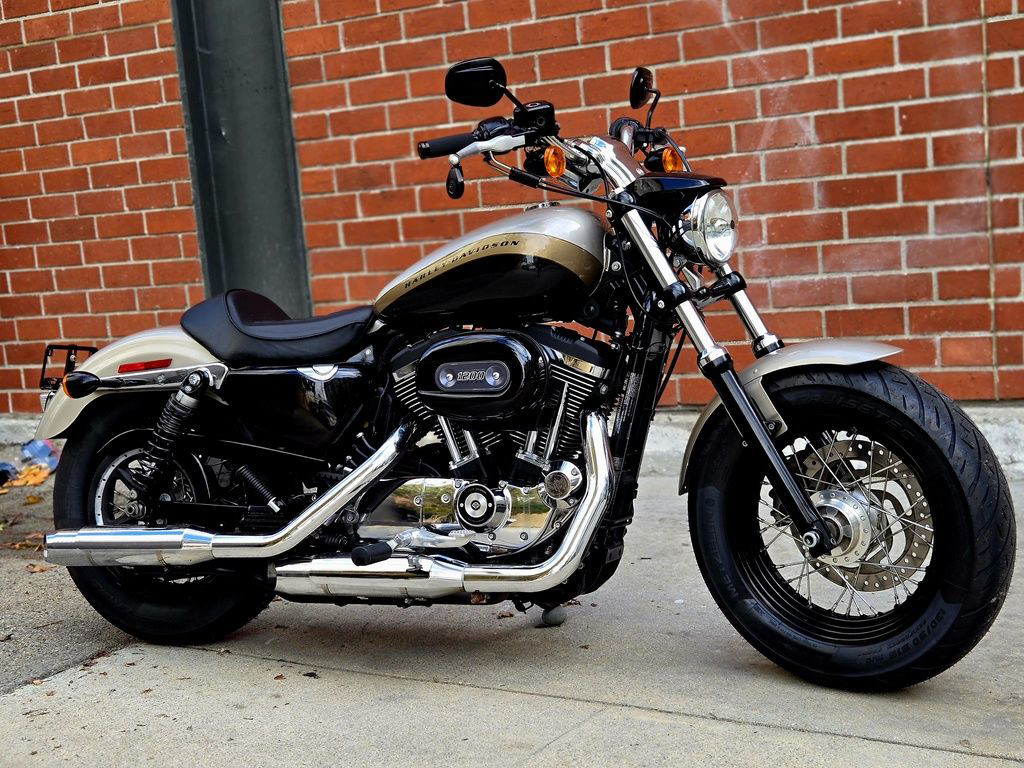 Sportster® 1200 Custom