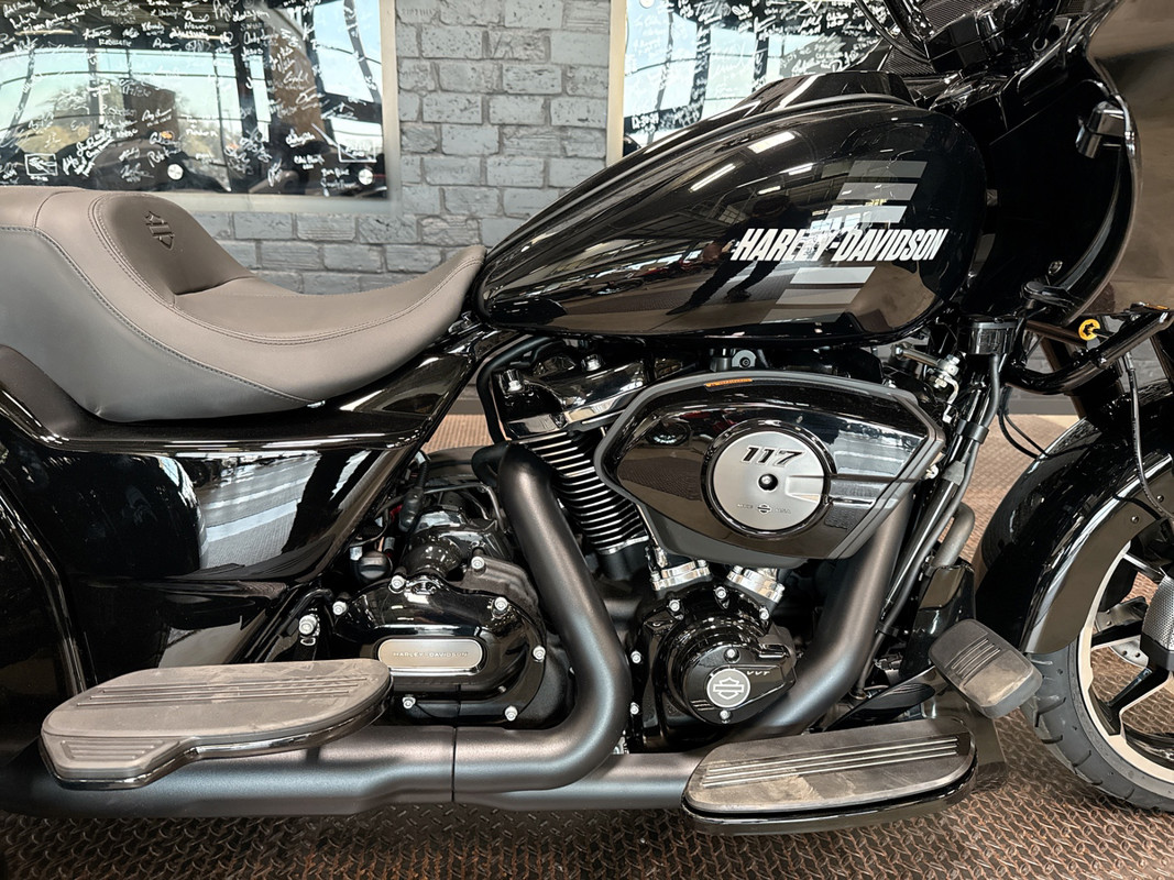 Road Glide® 3