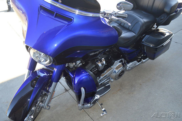 CVO® Street Glide®