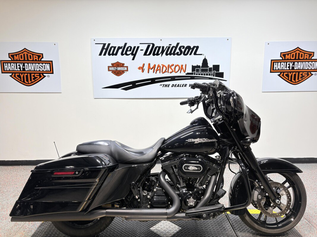 Street Glide® Special