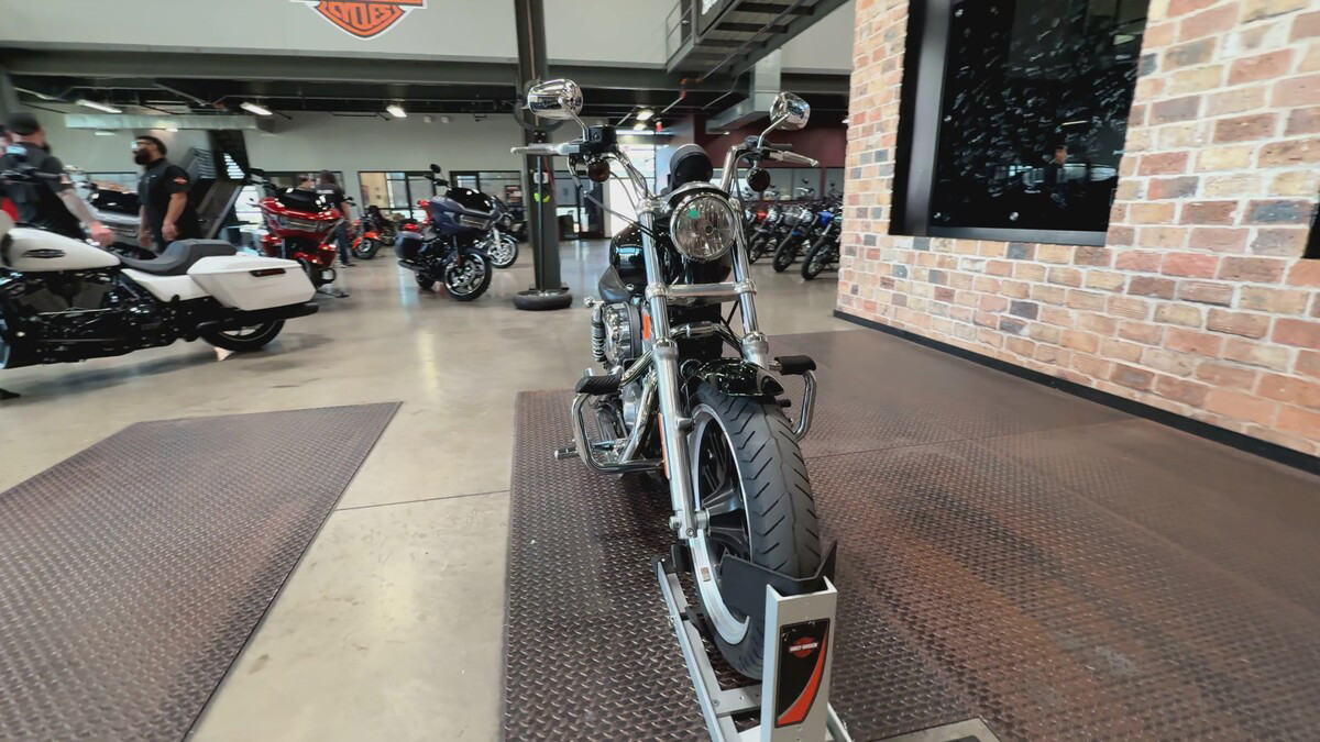 Sportster® SuperLow®