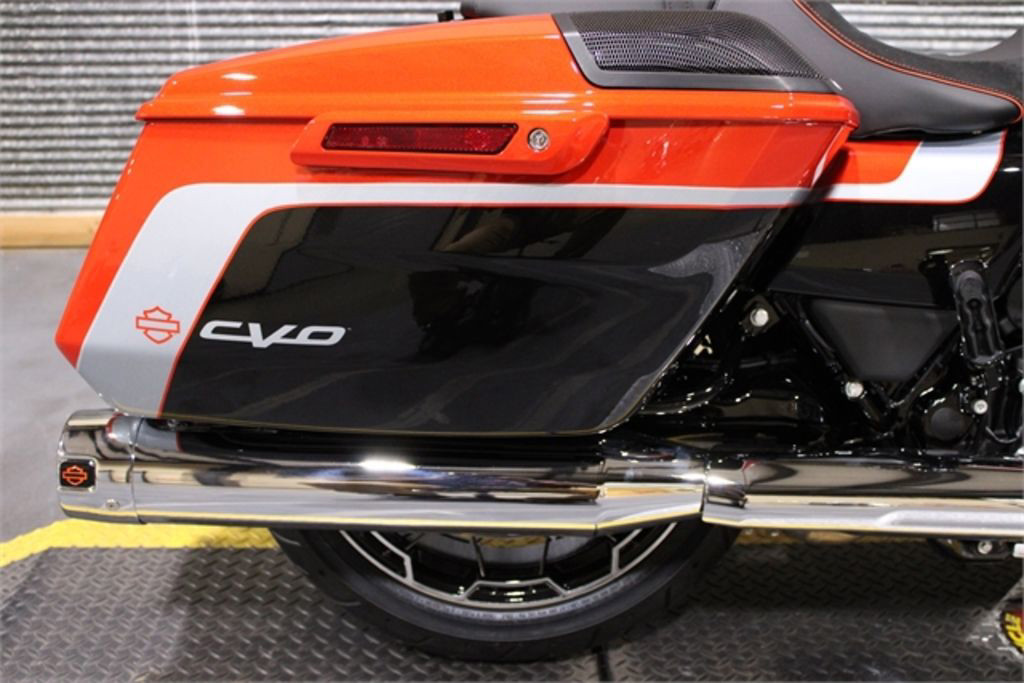 CVO® Street Glide®