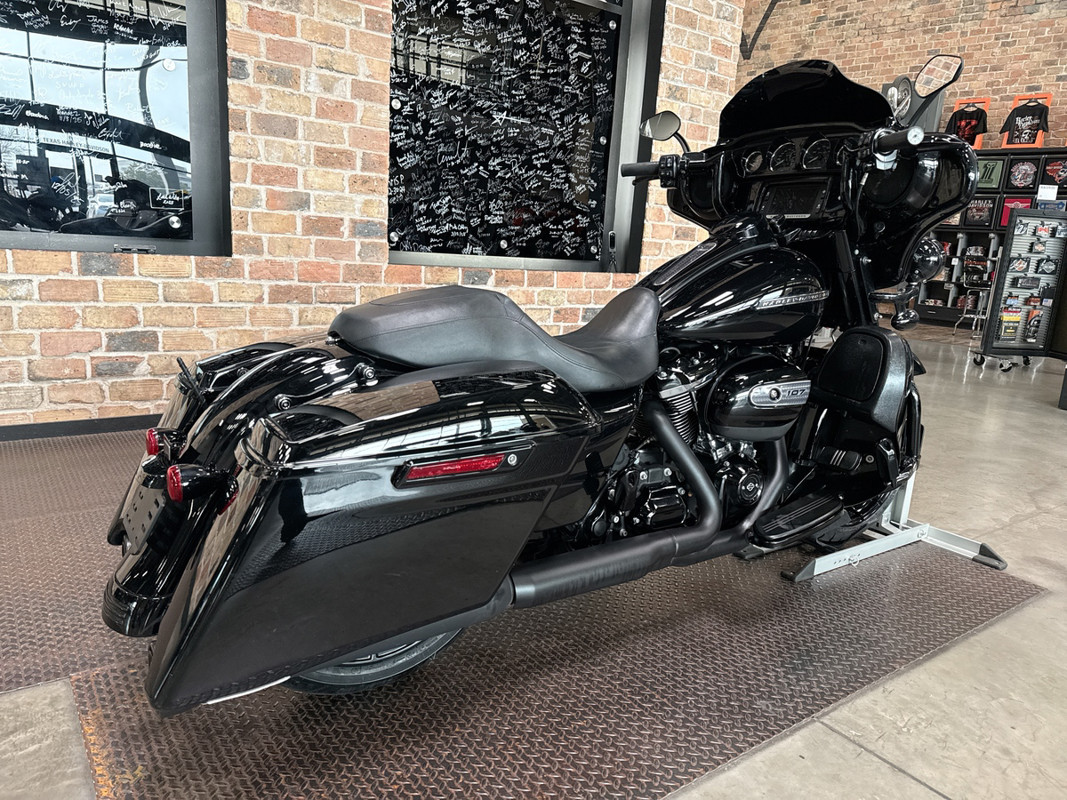 Street Glide® Special