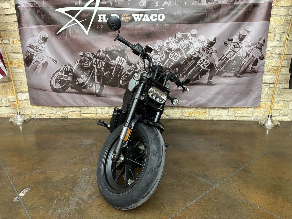 Sportster® S