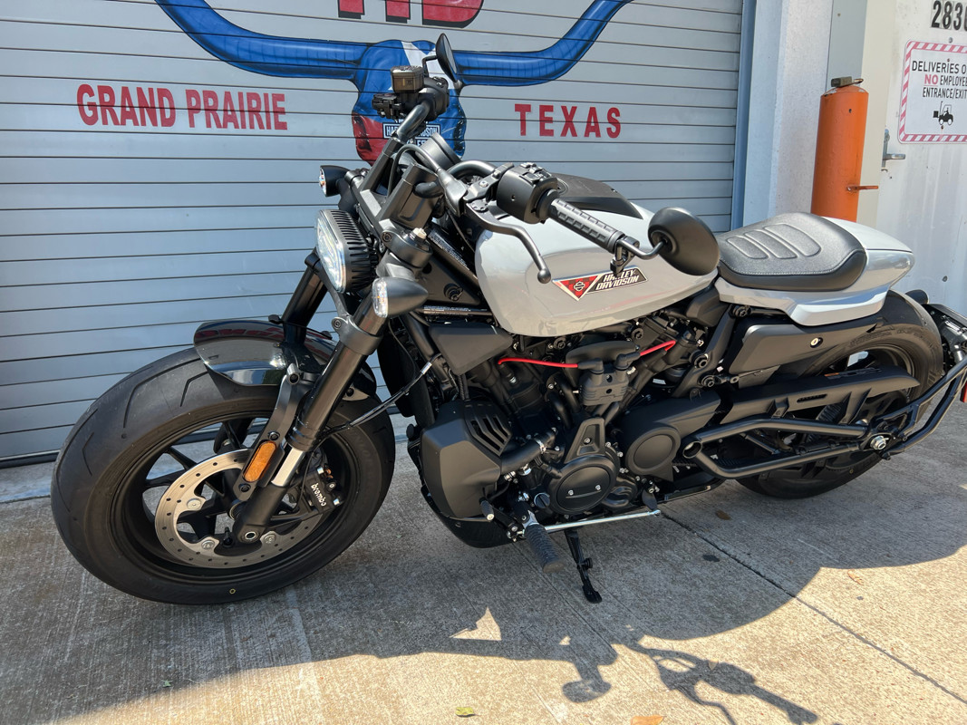 Sportster® S