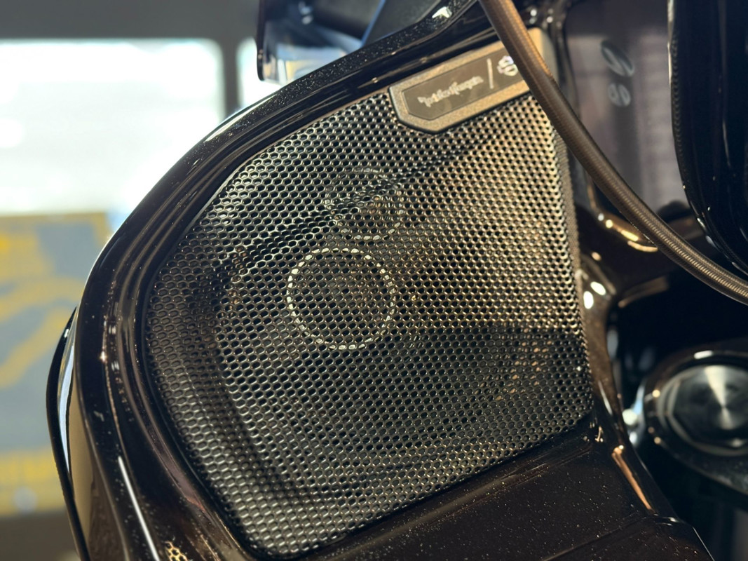 CVO® Road Glide®