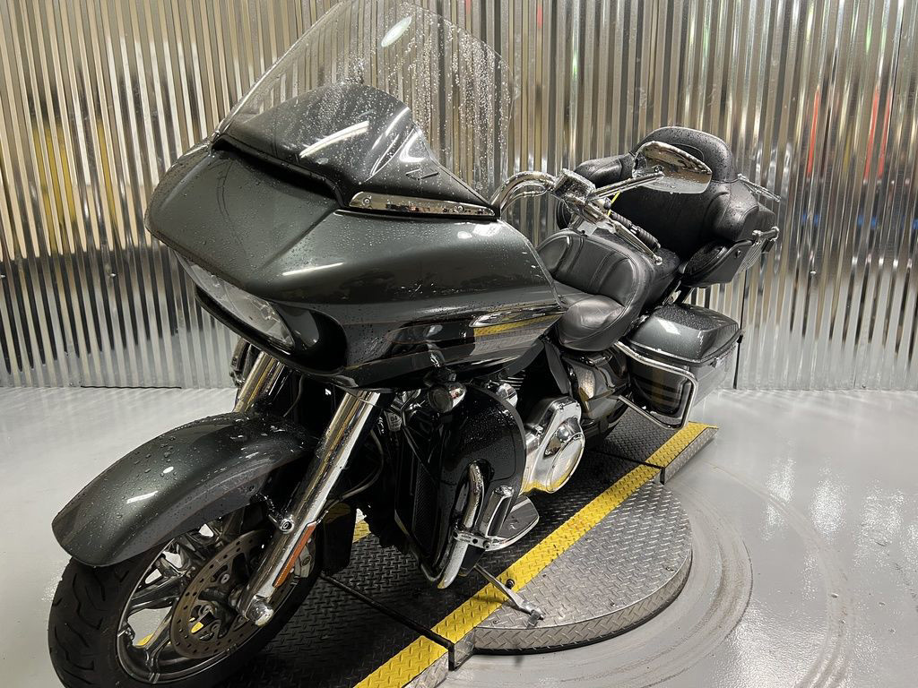 CVO® Road Glide® Ultra