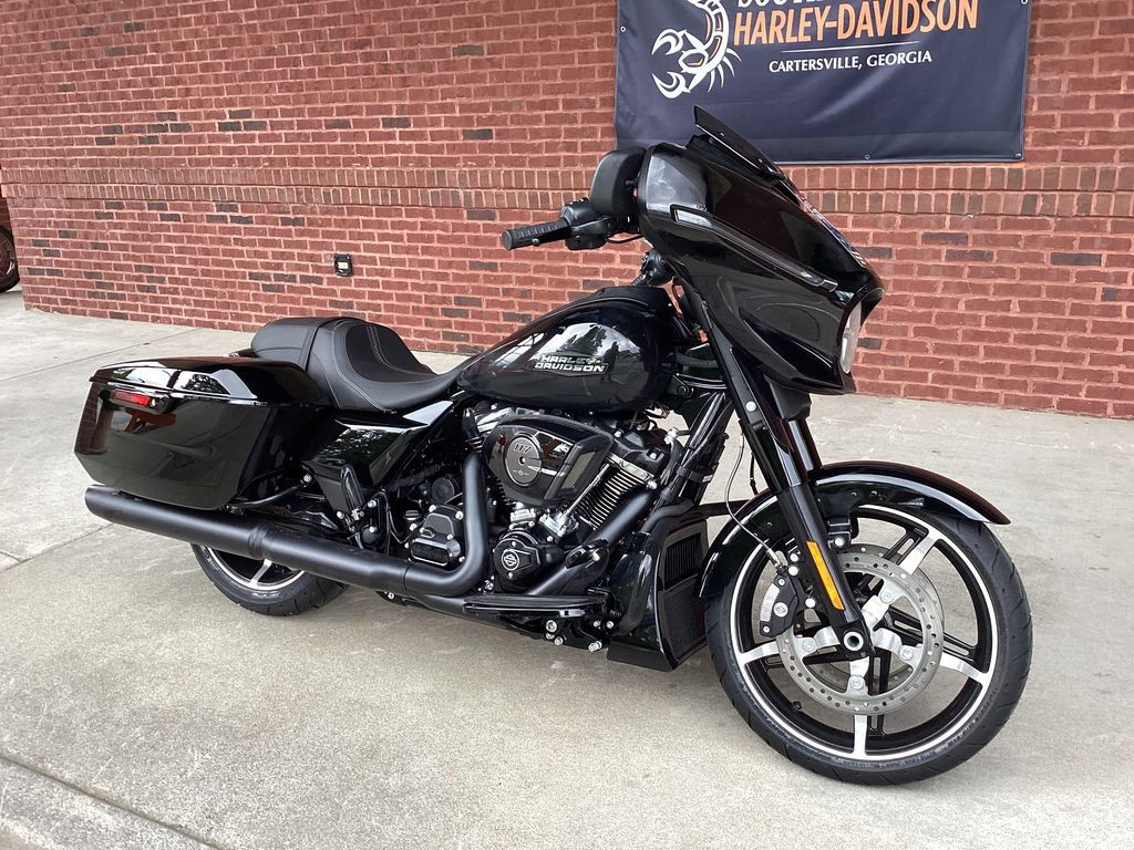 Street Glide®
