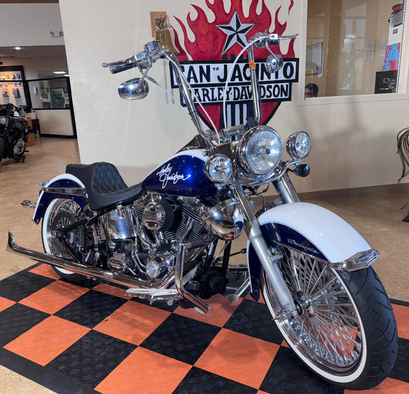 Softail® Deluxe