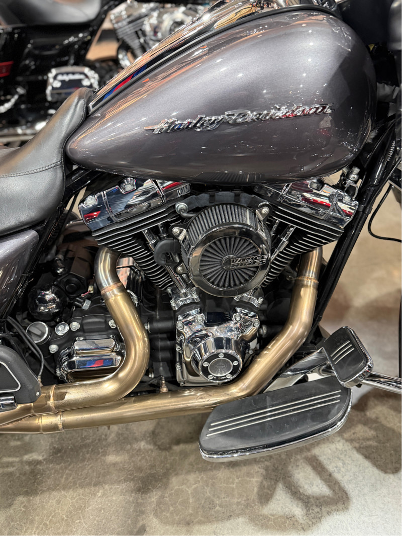 Road Glide®