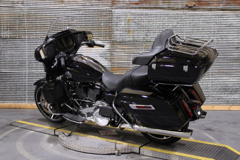 Street Glide® Ultra