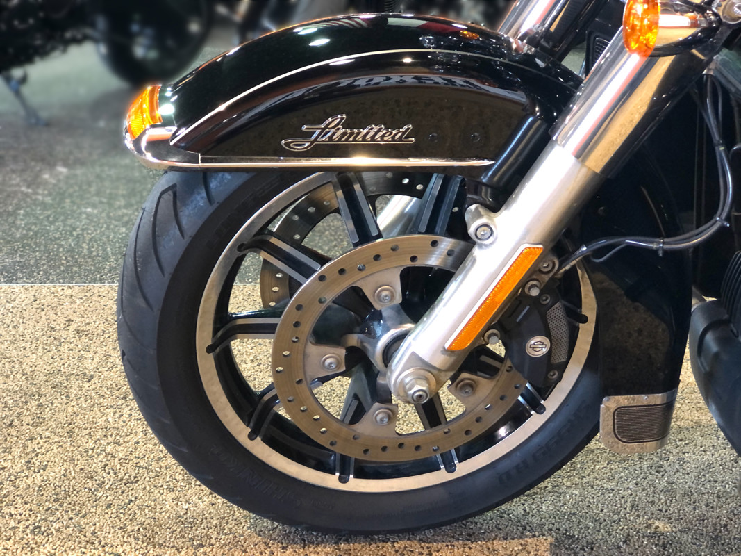 Electra Glide® Ultra Limited® Low