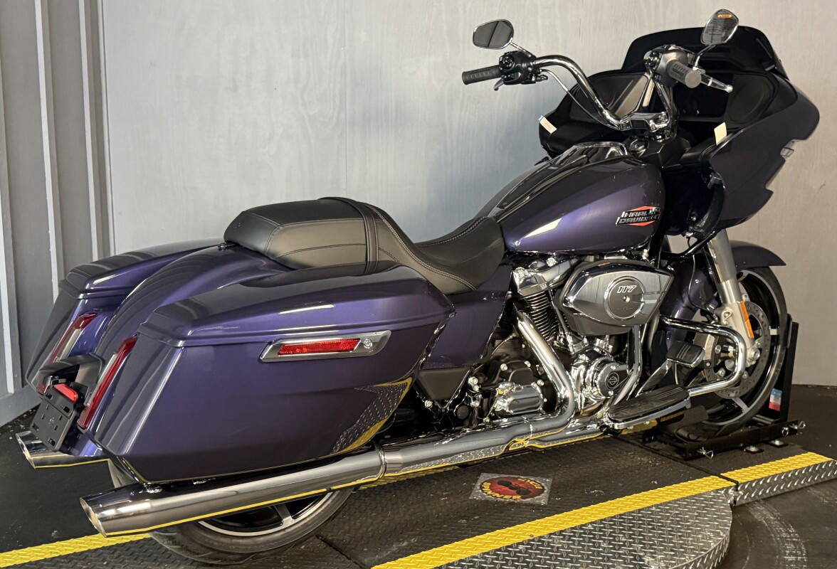 Road Glide®