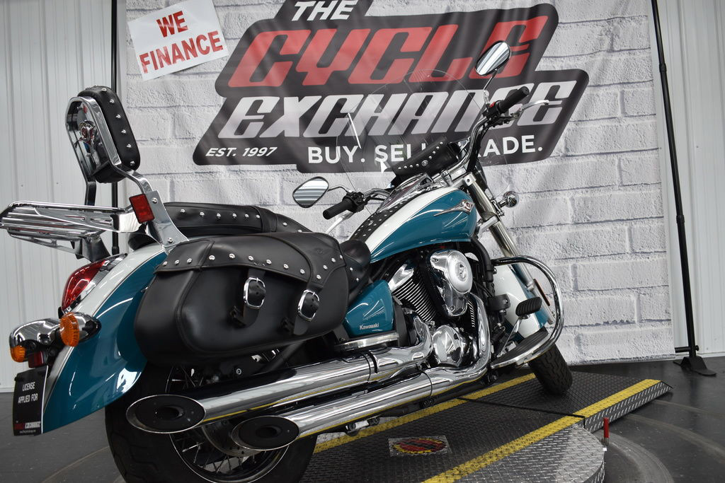 Vulcan 900 Classic LT