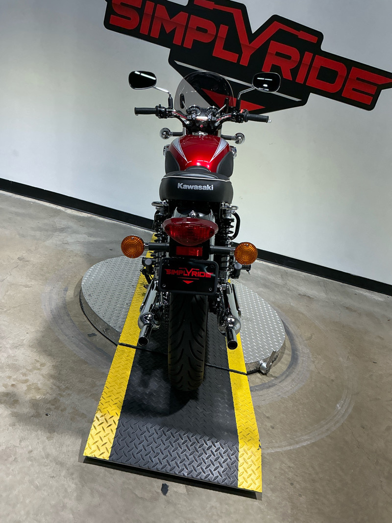 W800