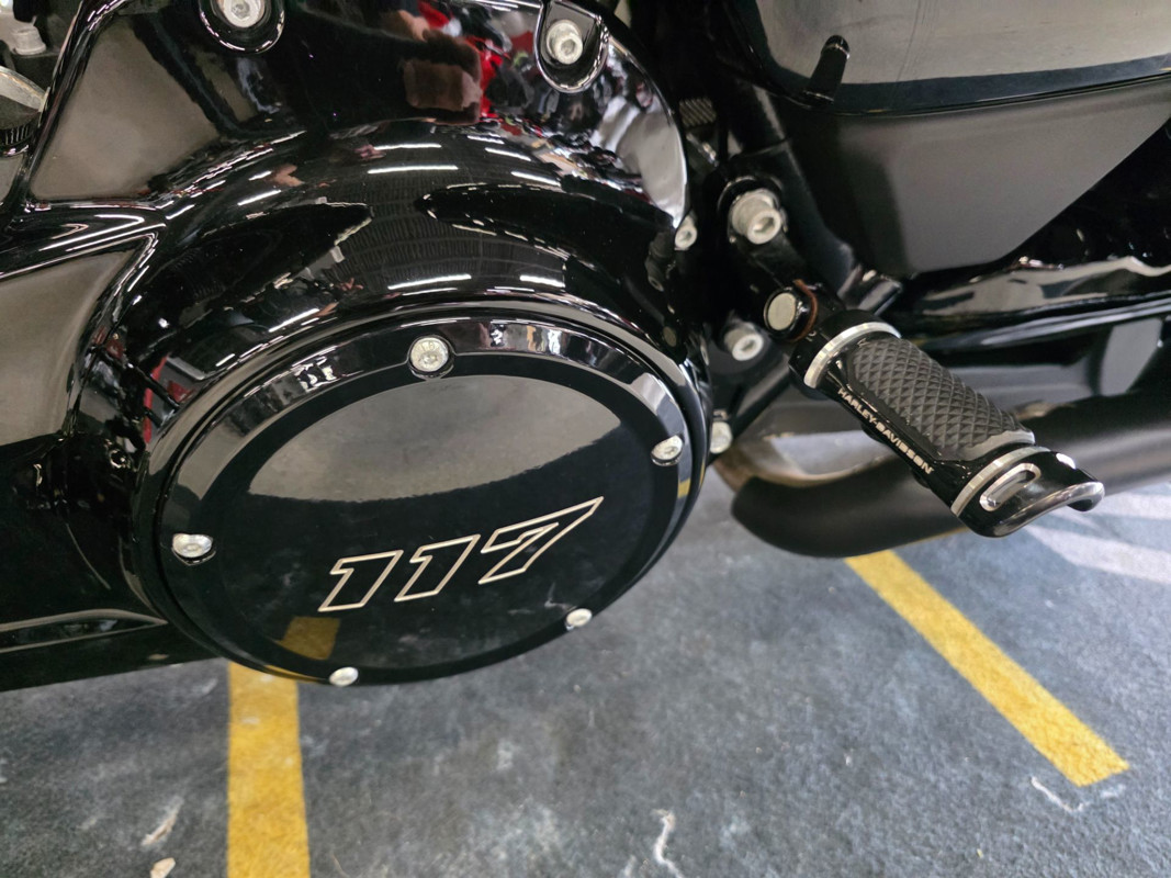 Street Glide®