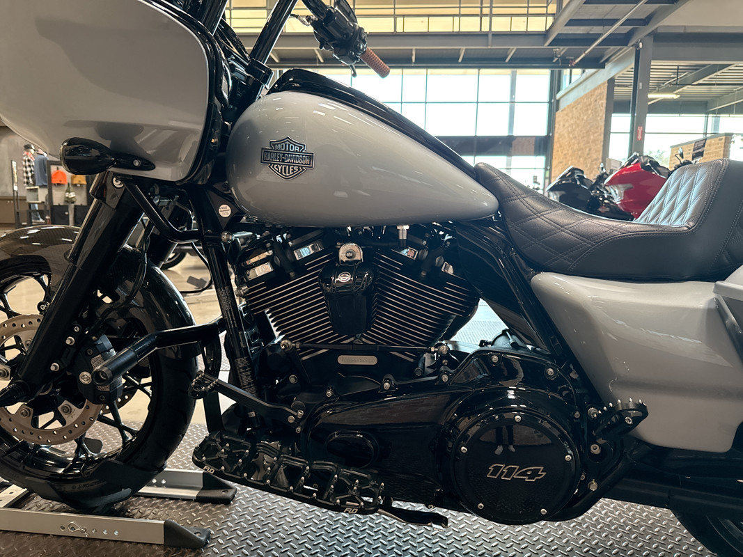 Road Glide® Special