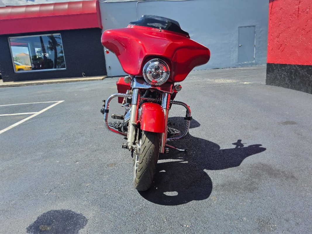 Street Glide®