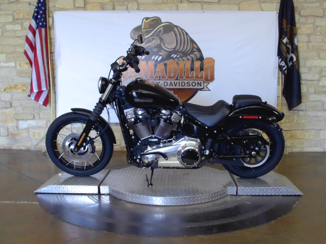 Street Bob®