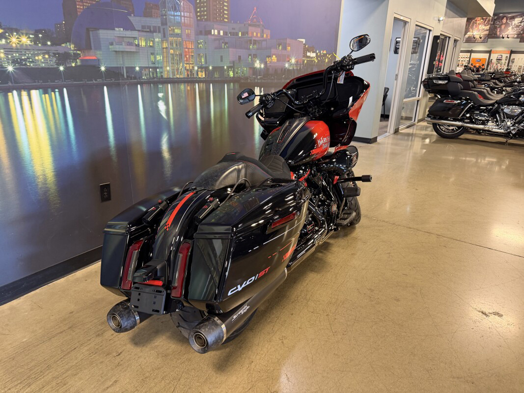 CVO® Road Glide® ST