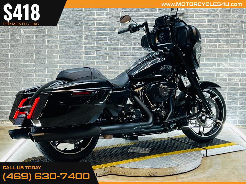 Street Glide®