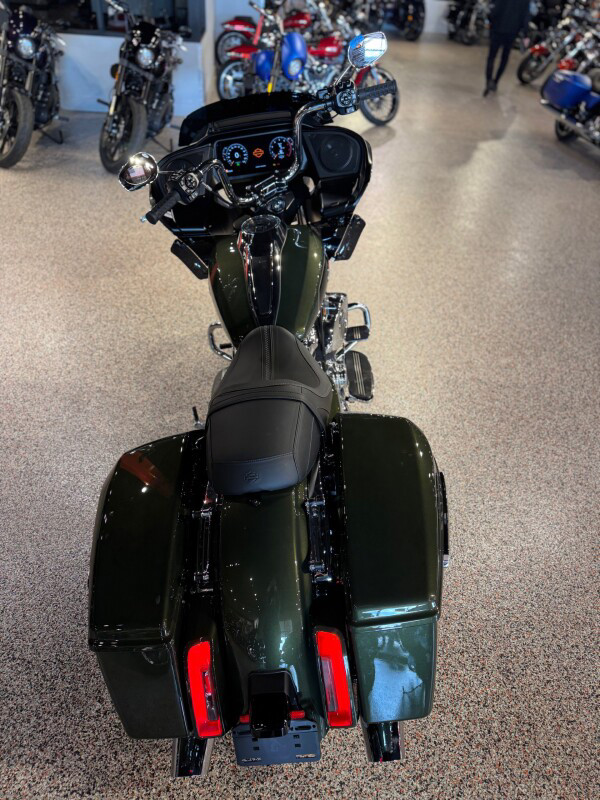 Road Glide®
