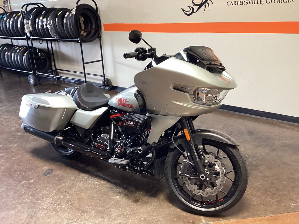 CVO® Road Glide® ST