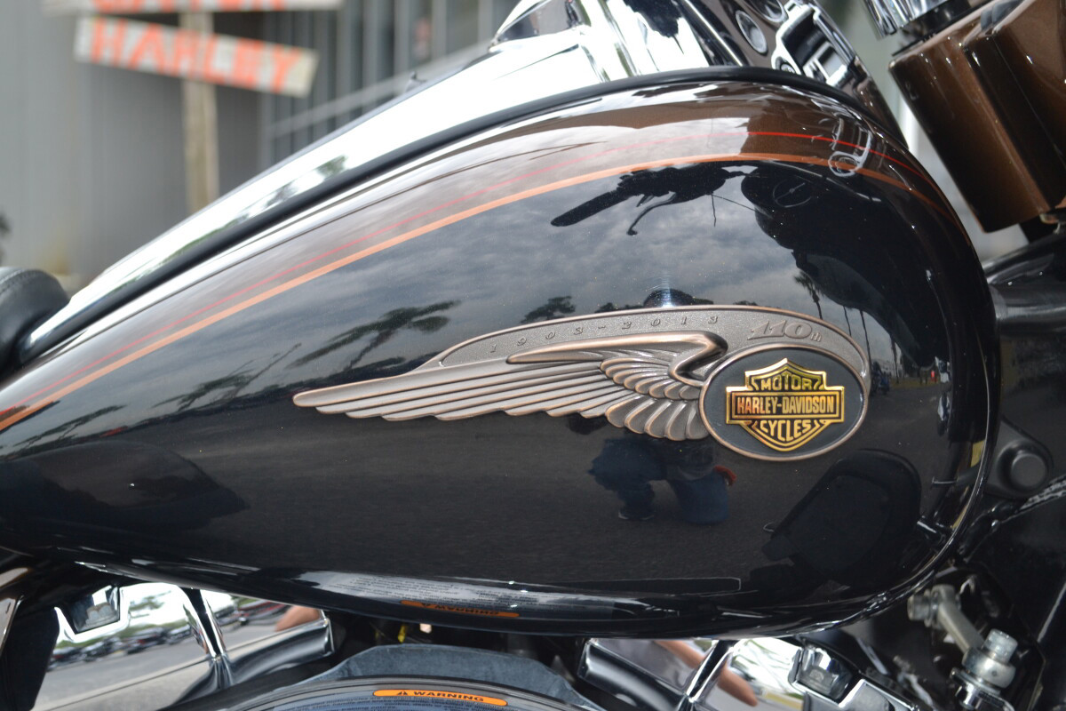 Tri Glide® Ultra Classic® 110th Anniversary