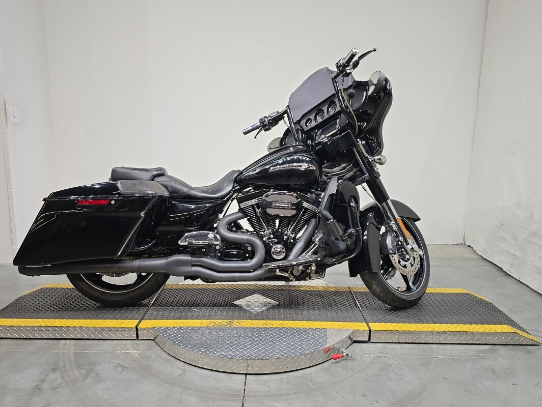 CVO® Street Glide®